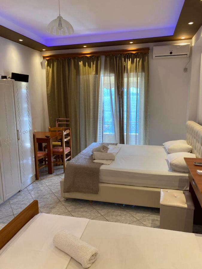 Ylli'S Apartments Sarandë 外观 照片