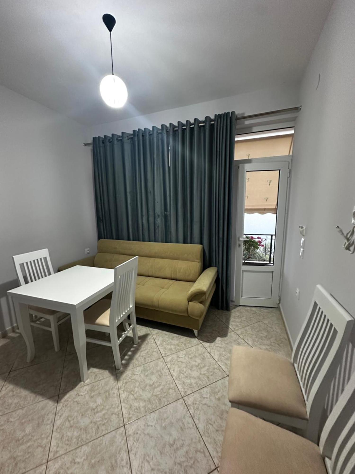 Ylli'S Apartments Sarandë 外观 照片