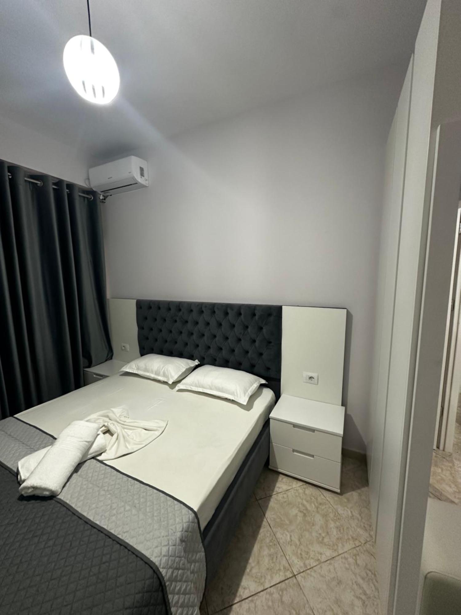 Ylli'S Apartments Sarandë 外观 照片