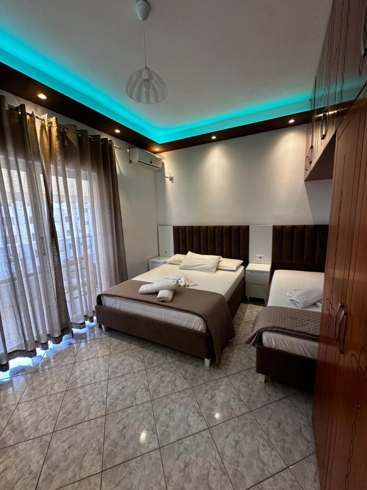 Ylli'S Apartments Sarandë 外观 照片