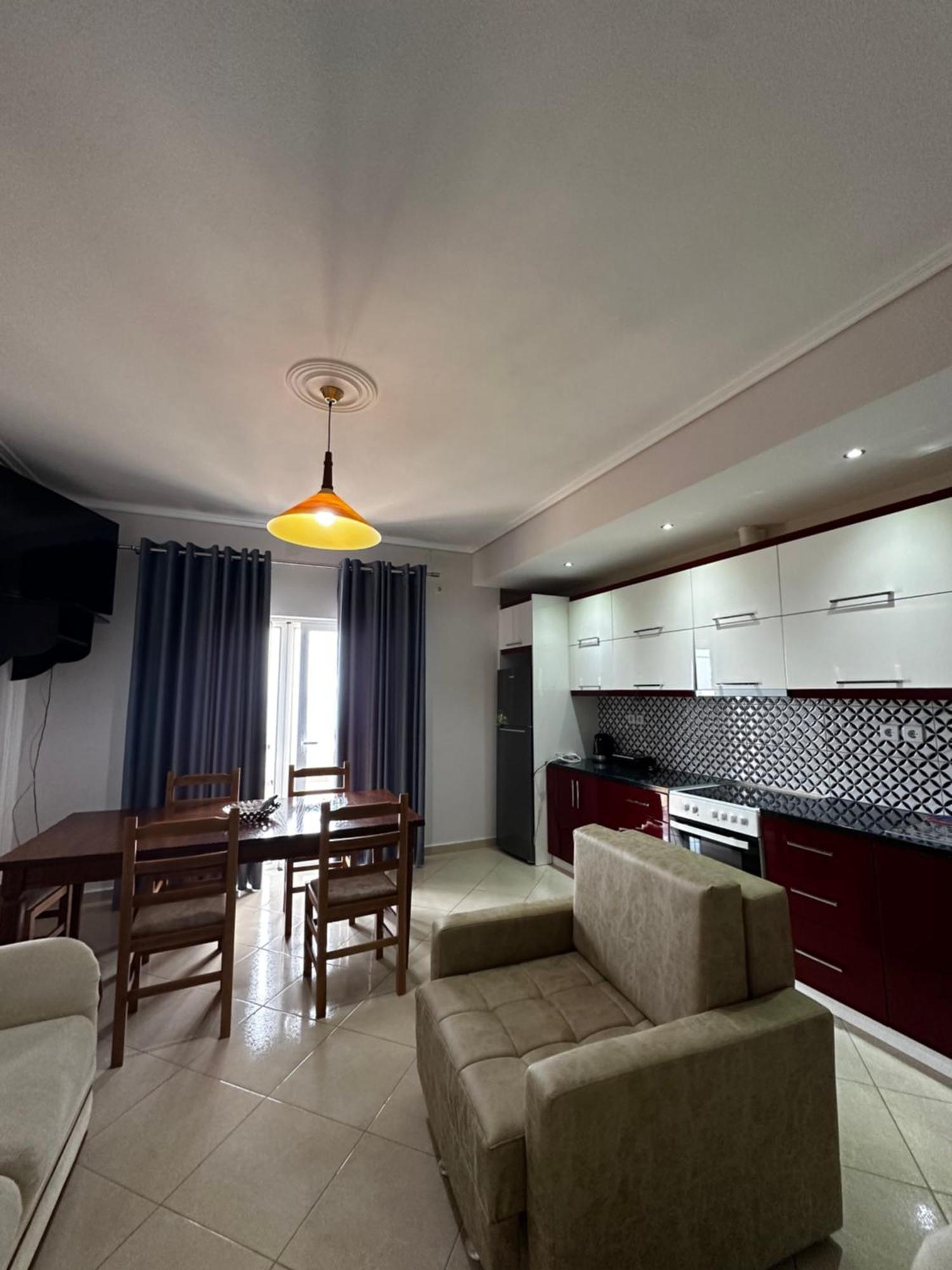 Ylli'S Apartments Sarandë 外观 照片